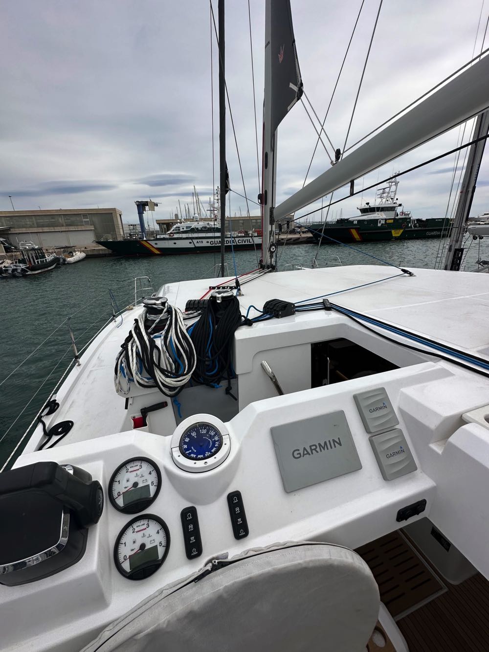 Puesto de capitán del Catamarán Manalua Aventura 37